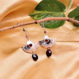 Silver Hand Craft Garnet Earring